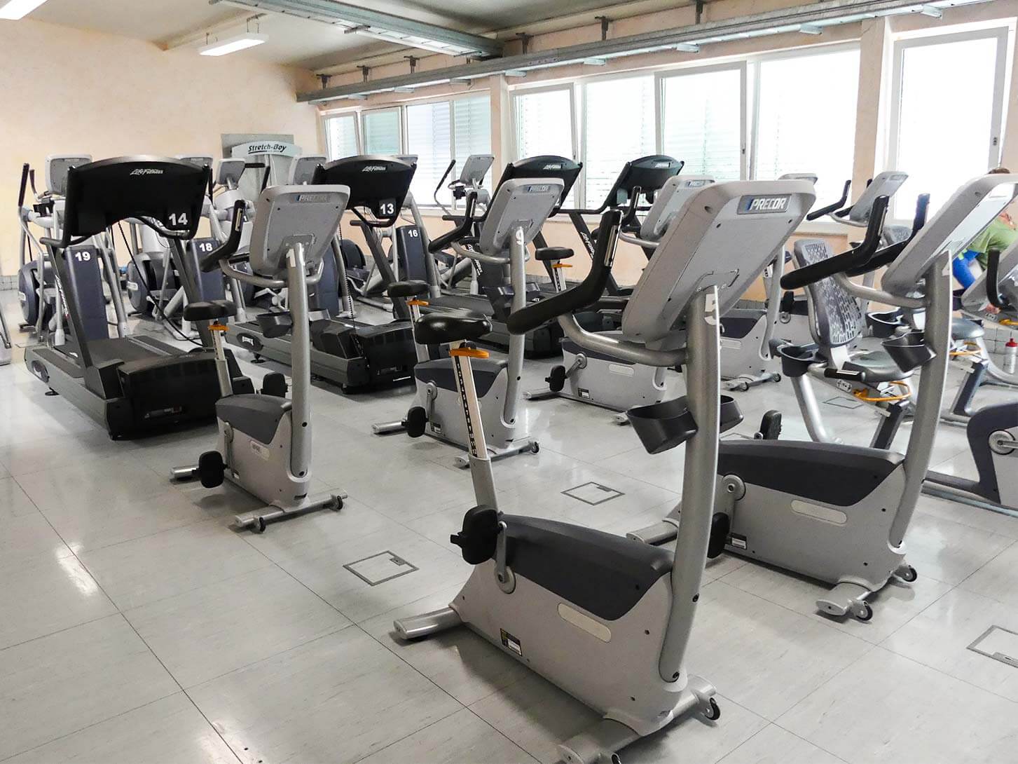 sports up fitnessstudio waldenbuch cardiobereich